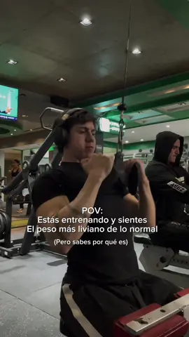 Efectos secundarios… #gym #humor #comedia #Fitness #GymTok #gymmotivation #bodybuilding #workout #training #fit #Lifestyle #explore #explorepage #aesthetics #sports #motivation #fyp #gymshark #foryou #humor #comedia 