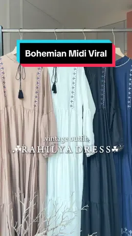 Aura feminim nya langsung terpancar banget pake midi dress ini 🥹🫶🏻 #sarifashion #dress #OOTD #spilloutfit #vintage #fashion #outfit #misscalary #mamysari #misscalary #tiktokviral #fyp #mididress #midi #linen #inspirasioutfit 