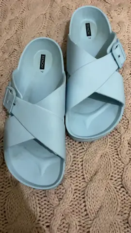 Ang ganda ng quality ante #bench #benchsandals #slippers 