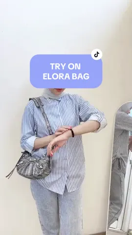 Kayaknya kalo kencan pakai elora bag makin kelihatan cakep deh🤭🤏🏻 #jimshoney #jimshoneyindonesia #jepara24jam #jepara #tryon #OOTD #ootdhijab #jimshoneyjepara #jimshoneykudus #fypシ #tasselempangwanita #tasselempang #promoguncang1010 #elorabag #elorabagjimshoney 