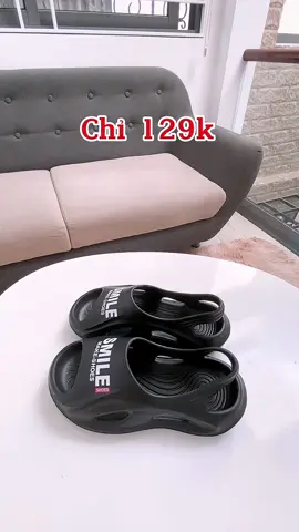 Sandal siêu nhẹ nam nữ mang đều đẹp #xuhuong #mebimsua #mevabe #fyp #mebimhiendai #danvanphong #xuhuongtiktok #xuhuongtiktok #mebimsuachamcon #mevaembe❤️❤️❤️ #thoitrangnamnu #sandal #hocsinhsinhvien 
