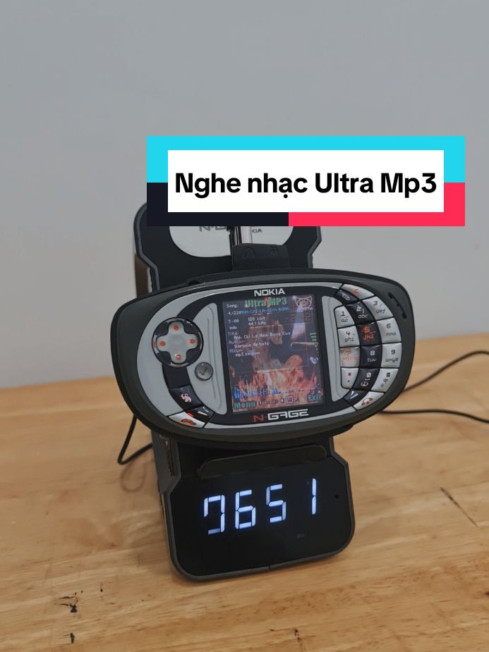 Trả lời @usjjjj92 Dạ có Ultra mp3 cho bác đây ^^  #nokia #ngage 