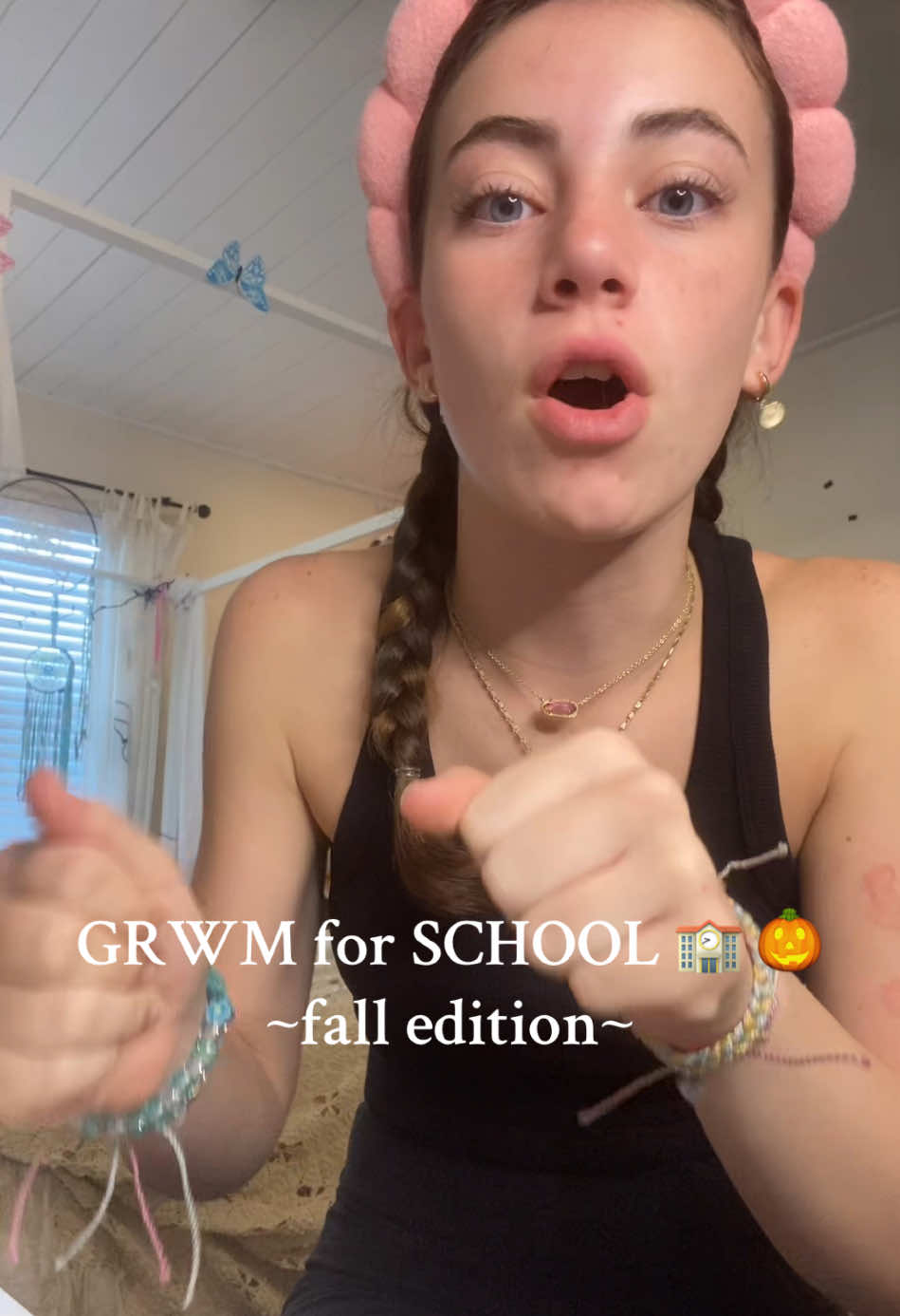 if u cant tell i love fall #fall #fyp #viral #grwm #makeup #fypage #school