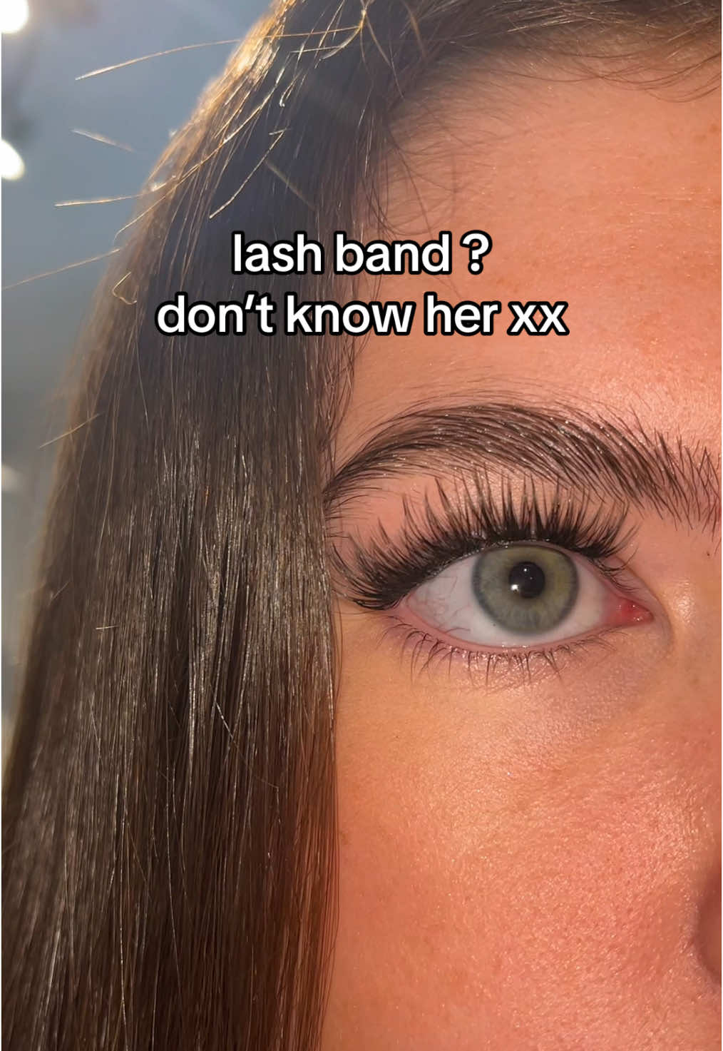 These lashes are INSANE !!! Flash Lash style Wispy using the Ultimate Kit ! #flashlash#wispylashes#lashband 