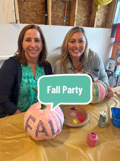 Had a great time with our team, painting pumpkins and being together! 💕💕 #mymklife #girlfriend #fall #family #party 
