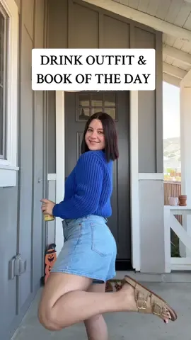fully in denial that theres about to be a heat wave ✨ also this book comes out in a couple months and every romance girlie needs to read it #OOTD #doboftheday #BookTok #outfitideas #outfitinspo #falloutfits #simpleoutfit #midsizeoutfits 