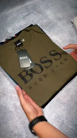 Novidade de camisetas Hugo Boss!!Whatsapp na bio.📲#roupasmasculinas#hugoboss#lojaderoupas#lojamasculina#importadas#fioafio#peruana 🔥🔥🔥