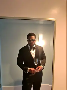 fit check footages supported by @raybanmeta ✊🏾