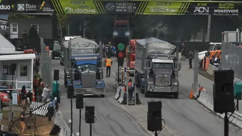 Baie du Febvre 2024 . #raymurphy vs #ericlachaine #diesel #dieselpower #truckrace #catpower #cumminspower #baiedufebvre #challenge255 @Ray Murphy698 