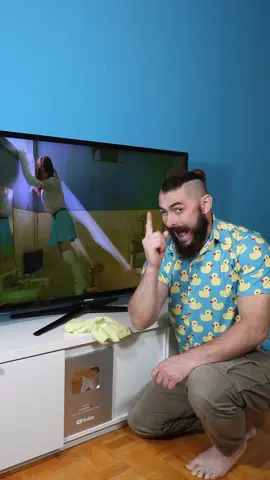 Layover Funny Toilet Moment 😭😄🤣😂#funnytiktok #shorts #funnyvideos #funnymoments #funnytiktokvideos #shortvideo #shorts 
