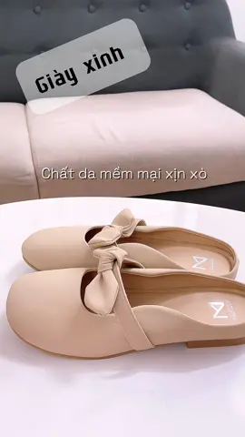 Giày xinh lắm nhé #xuhuong #mebimsua #mevabe #fyp #mebimhiendai #danvanphong #xuhuongtiktok #mebimsuachamcon #mevaembe❤️❤️❤️ #thoitrangnu #trendingtiktok #giaybupbenu #giaynu 