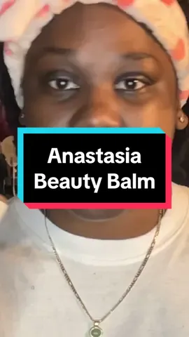 Do you see that??? 😳😩 #anastasia #anastasiabeverlyhills #abh #abhbeautybalm #anastasiabeautybalm #beautybalm #blemishcontrol #makeupreview 