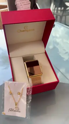 relógio Champion feminino Dourado digital LED #CapCut #relogios #relogiosdeluxo #relogiosfeminino #viralvideo #ViralBeauty 
