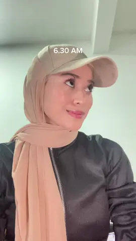 Pergi jog pon ofc nak cantik cantik! hehe #mattecushion #bluecushion #skintificcushion  #coverage #highcoverage #longlasting #waterproof #5xCeramide #bluecushion 