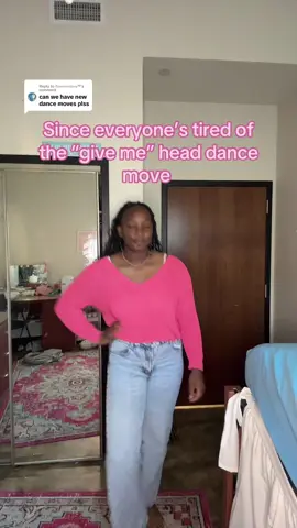 Replying to @𝘧𝘭𝘰𝘸𝘦𝘳𝘮𝘦𝘭𝘢𝘯𝘪𝘦™   I am NOT a choreographer OR a dancer  i like the original better but HERE 😭