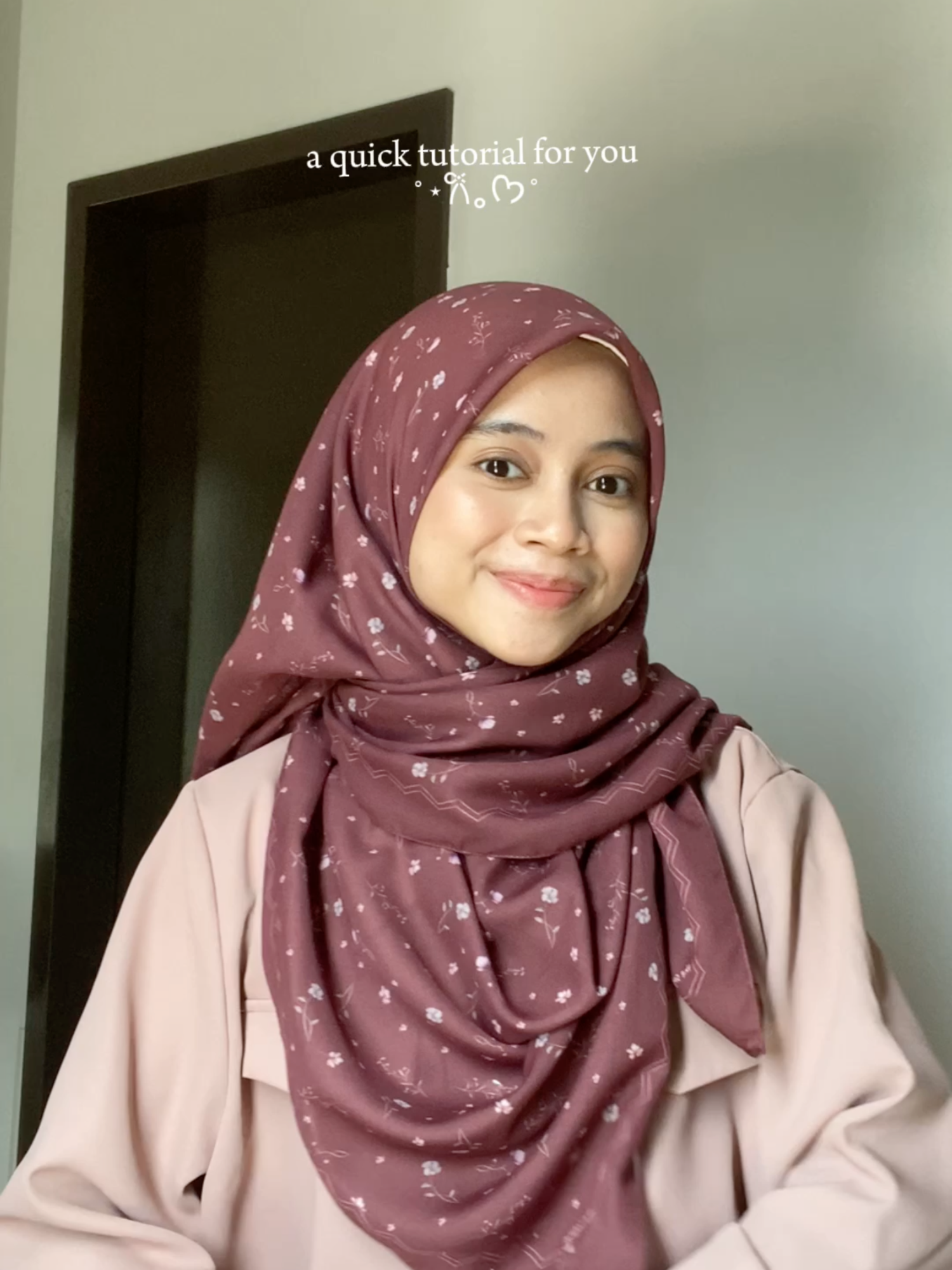 Nak cepat pergi mana mana? try tutorial ni! nampak elegant sangat ♥️ shes donning Ayu in code Woody