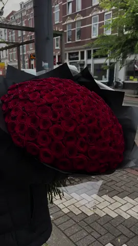 ✨150 RODE ROZEN✨ #amaro #rotterdam #nederland #fyp #foryou #fypシ #voorjou #rozen #customersmostloved #roses #fypage #engagement #redroses #flowers #marryme 