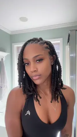 She’s a 2 strand loc babe 💋