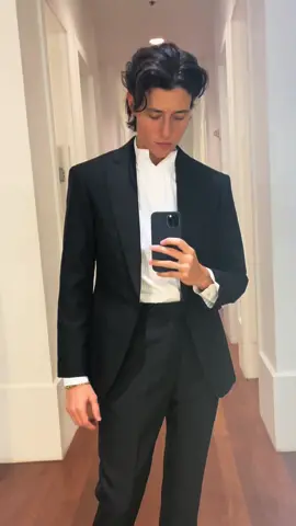 Tomboy tux testing @Banana Republic #fyp #wlw #tomboy #masc #queerfashion #tuxedo #fitcheck 