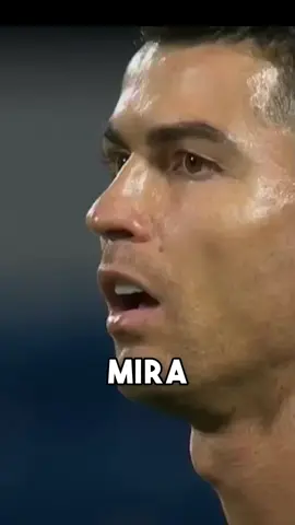 Esto es lo que sé dice Cristiano antes de marcar el tiro libre. 🧠🔝 ¿Quieres mejorar tu confianza y perder el miedo en los partidos?😨 obtén nuestro EBOOK link en la descripción del perfil.🔗✅  #fyp #mentalidad #cr7cristianoronaldo #futbol⚽️