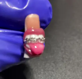 Fiest attempt at the viral 3d mouth. How’d I do? October is definitely my favorite month for nail art.  #beautiibyb #viralnails #beautiibyb #trendynails #pressonnails 