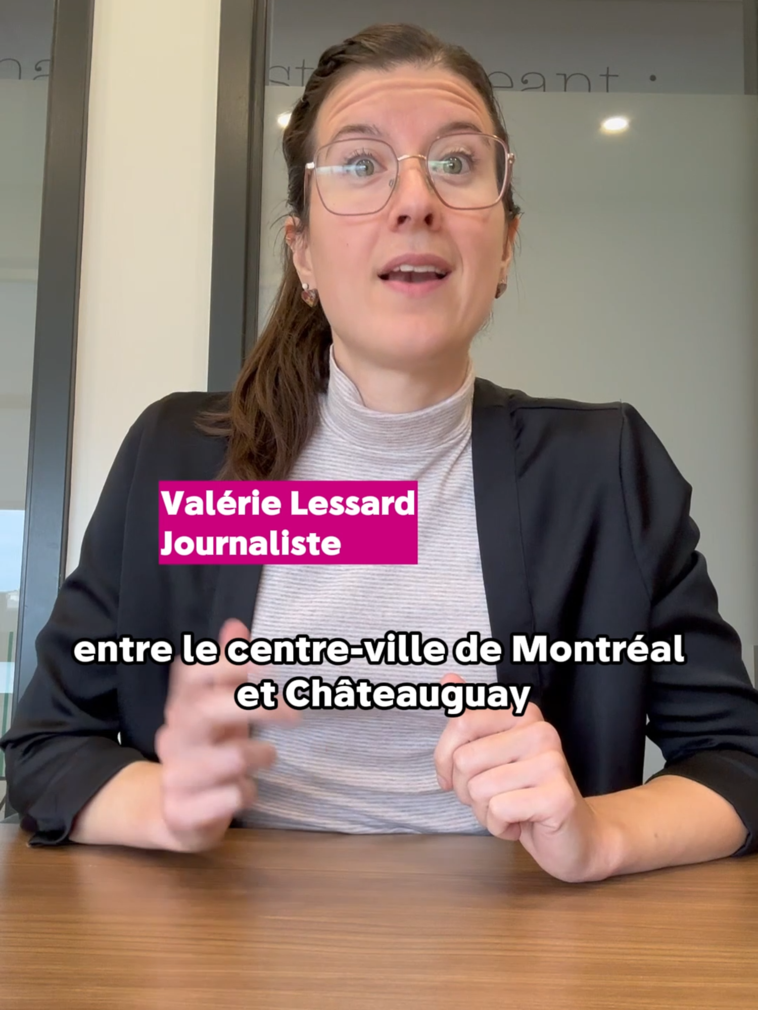 Il y a bien une voie réservée pour les autobus... mais elle est inutilisable. #actualité #info #autobus #transportencommun #rivesuddemontréal #montréal #transport #pourtoipage #tiktokqc