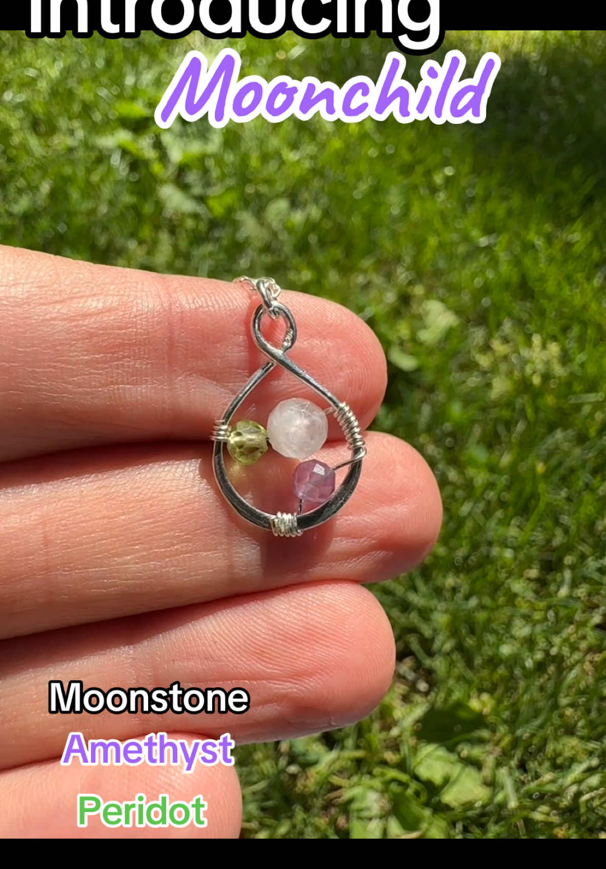 Looking to add a little more magic to your life? 🌙✨ Moonstone, Amethyst, and Peridot come together to elevate your spiritual journey. 🌟 Moonstone brings emotional balance and intuition, Amethyst deepens your connection to the mystical, and Peridot adds a dash of clarity and positive energy. These stones aren’t just beautiful; they’re a powerful trio for transformation. 🔮✨ How are you using crystals to manifest more magic? 💫 #studioselyn #moonstone #amethyst #peridot #crystalhealing #mysticalvibes #spiritualjourney #crystalenergy #positivevibes #creatorsearchinsights