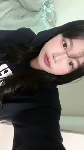 요즘 내 추구미 = 청순 난 쭈꾸미 #포즈간츠 #후드티 