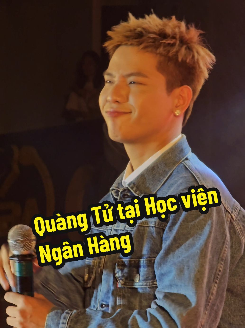 Đếm xem Quàng Tử chu mỏ mấy lần nàoo 😚🤣 #quanap #anhtraisayhi #loixinloivungve  #hocviennganhang #hanoi #thuhanoi #fyp #xuhuong 