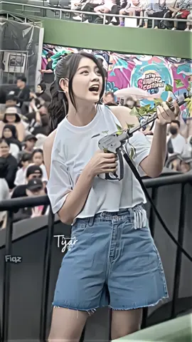 bocil kalo main air lucuk banget😩😩😩💍🪽 #christyjkt48 #angelinachristy #jkt48newera #fjkt48 
