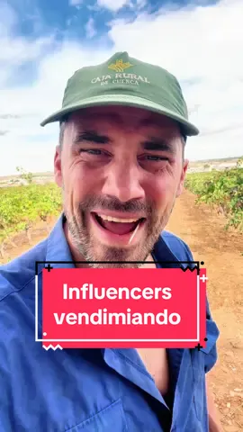 Esta gente vive en una realidad paralela a la nuestra #vendimia #humorespañol #rikomedy #vendimia2024 #outfit 