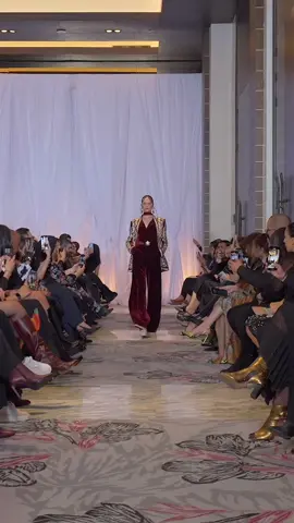 In the world of fashion, luxury fashion is an invitation to wonder, just like the flowers of Magona Castle, which captivate and inspire with their vivid beauty, creating a timeless link between art and nature Jacket embroidered with gold and silver threads with a jumpsuit inspired by the Moroccan jabbadour #romeocouture #caftanromeo #caftanmarocain #romeohautecouturess23 #القفطان_المغربي #defile #caftanmarocain🇲🇦 #