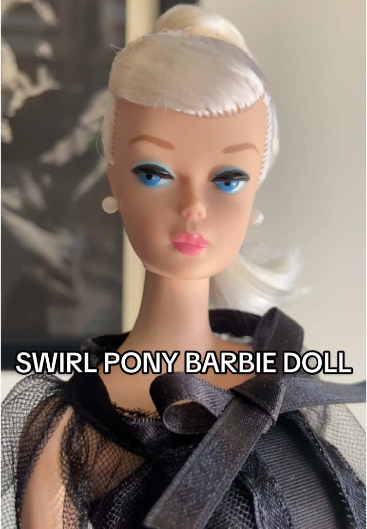 #barbie #swirlponytail #barbiecollector #barbiesignature 