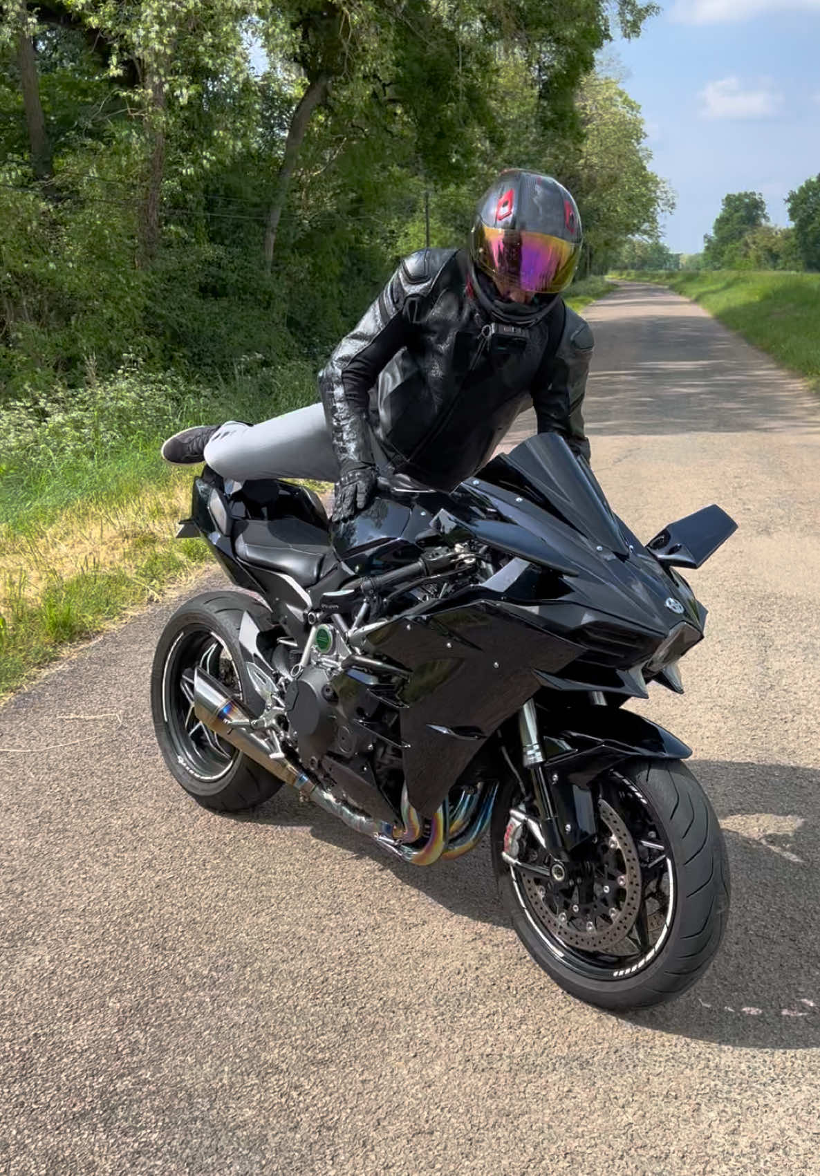 C’était quelque chose cette H2 même en Full Black #h2 #kawasakininja 