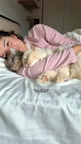 Cuddle time with a special guest today 🐱💖