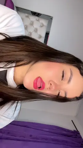 💋