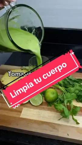 Elimina la grasa abdominal tomando este jugo verde. Todos los dias en ayuna y antes de dormir.. #jugosverdes #desayunos #ayunointermitente #desinflama #desinflamar #ayunointermitente #estres #limpiatuhigado #desintoxicacion #insomnio 