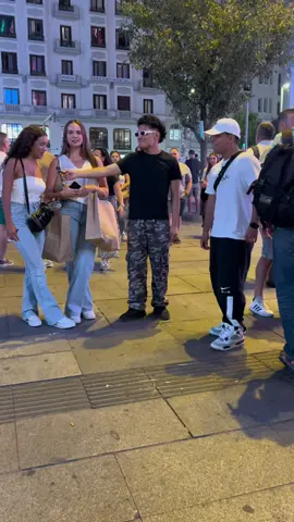 Españolas puntuando a coneros🇪🇸🇵🇪 