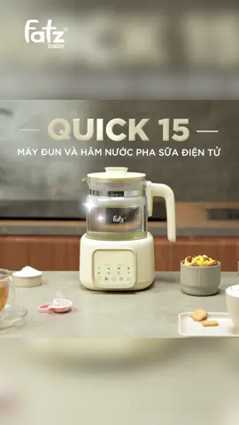 Máy đun nước điện tử Quick 15 của Fatzbaby được nâng cấp với khả năng đun sôi siêu tốc trong vài phút và chức năng tiệt trùng lên đến 30 phút, cùng cốc hâm sữa và chức năng hẹn giờ giúp quản lý lịch trình ăn của bé dễ dàng  #Fatzbaby #quick15 #maydunnuocphasua #maydunvahamnuocphasua 
