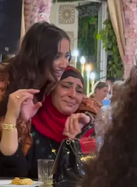 Had vedio chhal 3jbnii dyal rabab lah ikhaliha liha o ikhaliini lina oumahat dyalna kmliin yarbii❤️🥹🥹#rabab #اكسبلور #حركة_الاكسبلور #شعب_الصيني_ماله_حل😂😂 #loveyou #المغرب🇲🇦 #مشاهير_تيك_توك #mom @rabab_rb16 