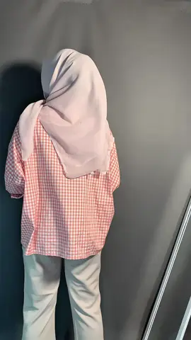 style baru ngantor senin besok #wibgajian #racuntiktok #OOTD #outfitideas #promoguncang1010 