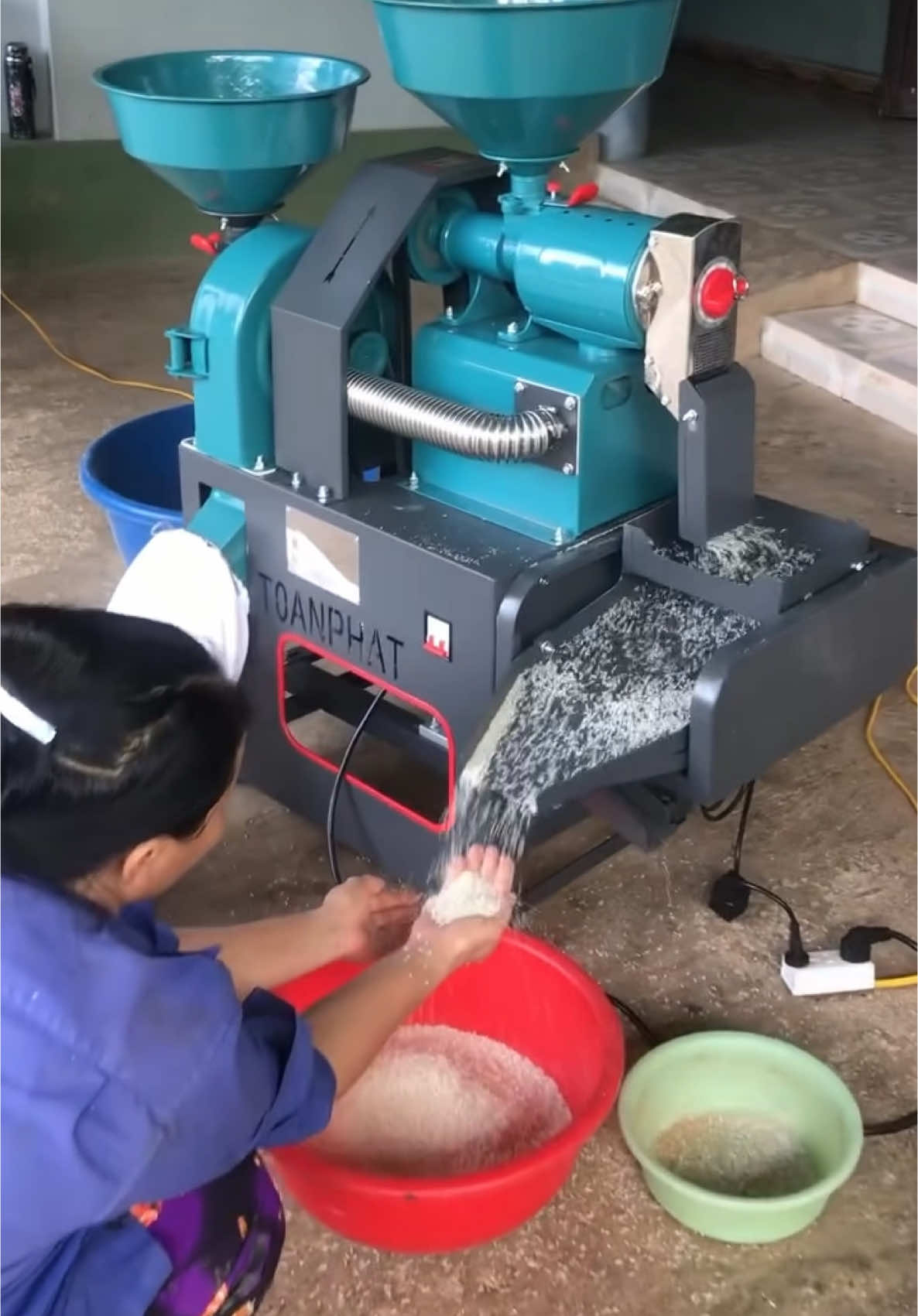 Máy xát gạo mini gia đình 3 chức năng lọc sạn 180kg-200kg/giờ #vuamaymoc79 #maynongnghiep #xuhuong #xuhuongtiktok #xuhuong2024❤️ 