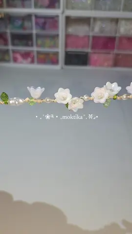 another bracelet!!  #bracelet #beads #lilyofthevalley 