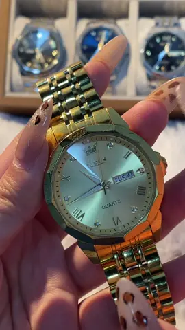 Fancy quartz watch! Amazing price btw! #giftideas #tiktokmademebuyit #waterproof #OOTD #watch #business #summerday #watch #mangift 