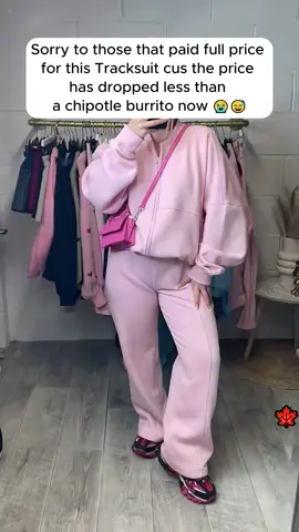 #tracksuit #tracksuits #twopieceset #2pieceset #tiktokmademebuyit #fallfashion #falloutfits #autumnoutfits #jacket #jackets #widelegpants 