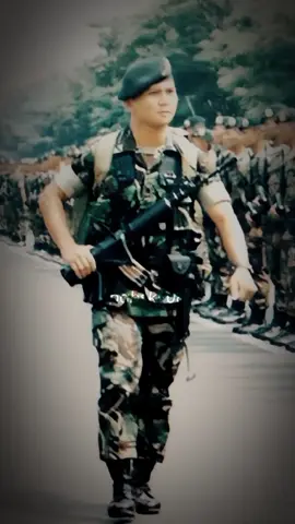 Pesona Bapak Bangsa 🔥  | Komandan Batalyon 328 Kujang 1 / Kostrad / 1991 | Bapak umur 40 thn🫡 #prabowo #prabowosubianto #prabowomuda #pabsky08 #fyp #viral 