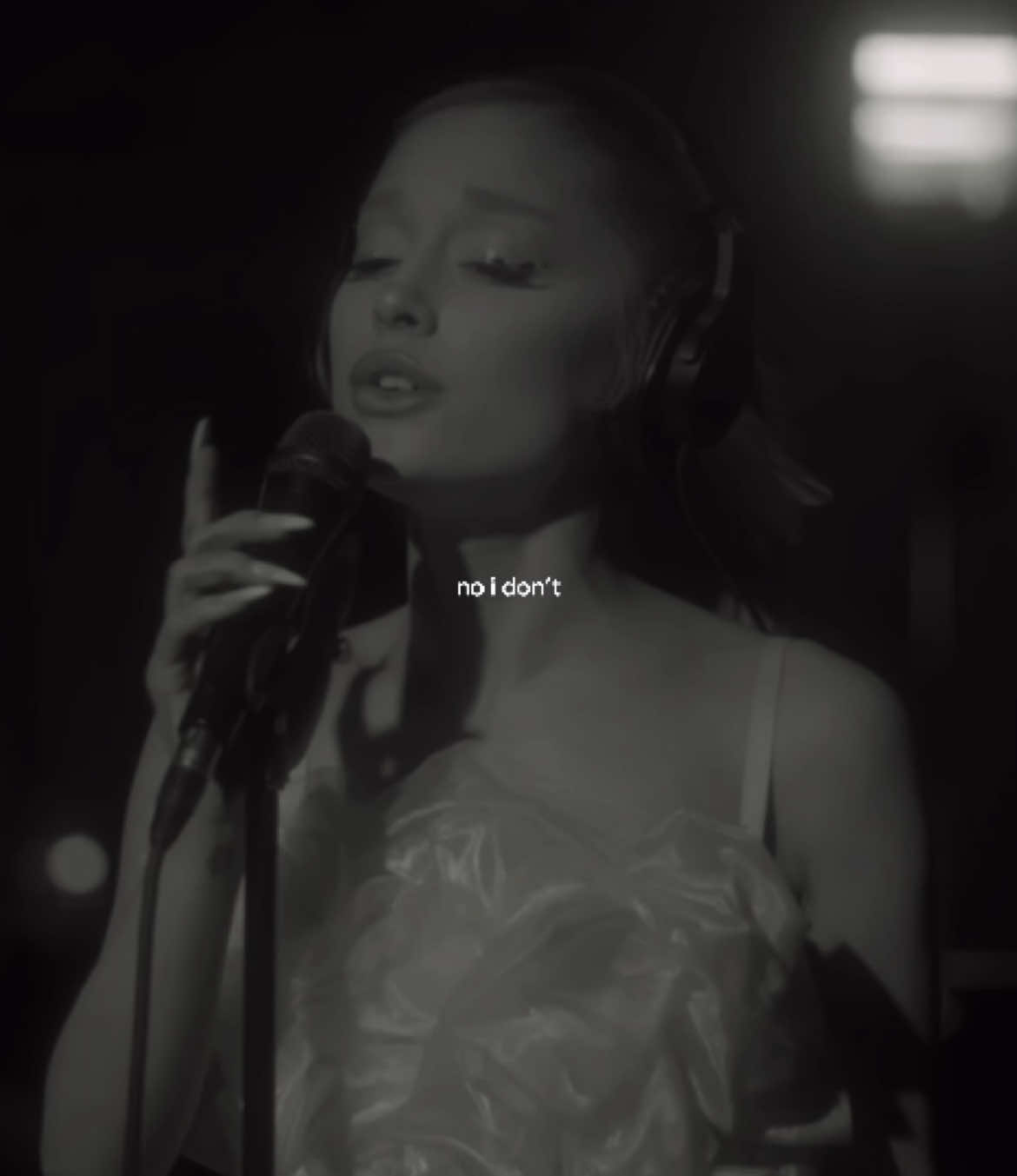 i love her sm | #arianagrande #eternalsunshine #fyp #eternalsunshinelive #views #lyrics #liveperformance #foryou #agradly #xyzbca #likes #blowup #iloveyou 