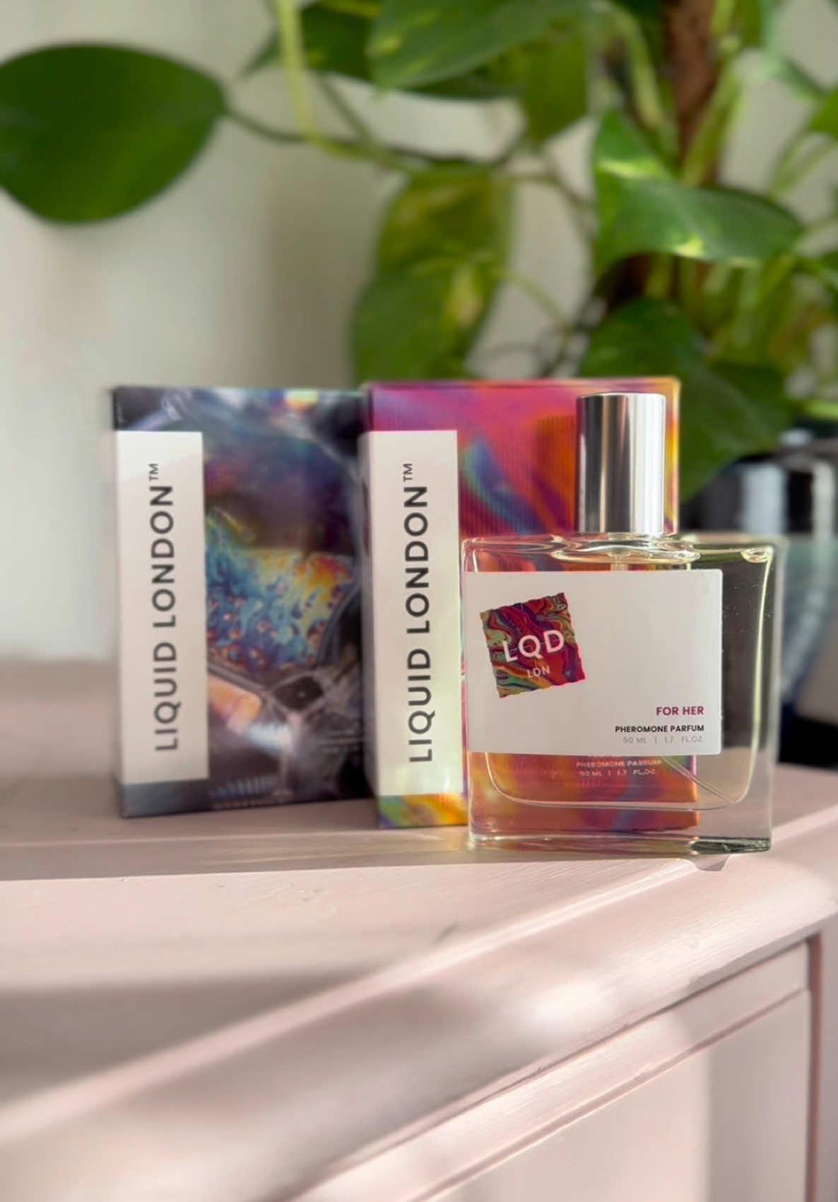 These Liquid London for him & for her fragrances smell irresistible ❤️ #fragrance #aftershave #forhim #forher #fresh #luxury #london #giftideas #tiktokmademebuyit #TikTokShop 