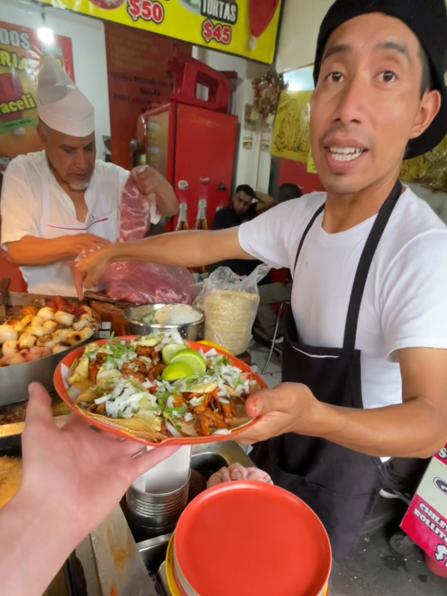 $2 tacos in Mexico 🇲🇽 #mexico #streetfood #mexicocity #cdmx #nativety #food