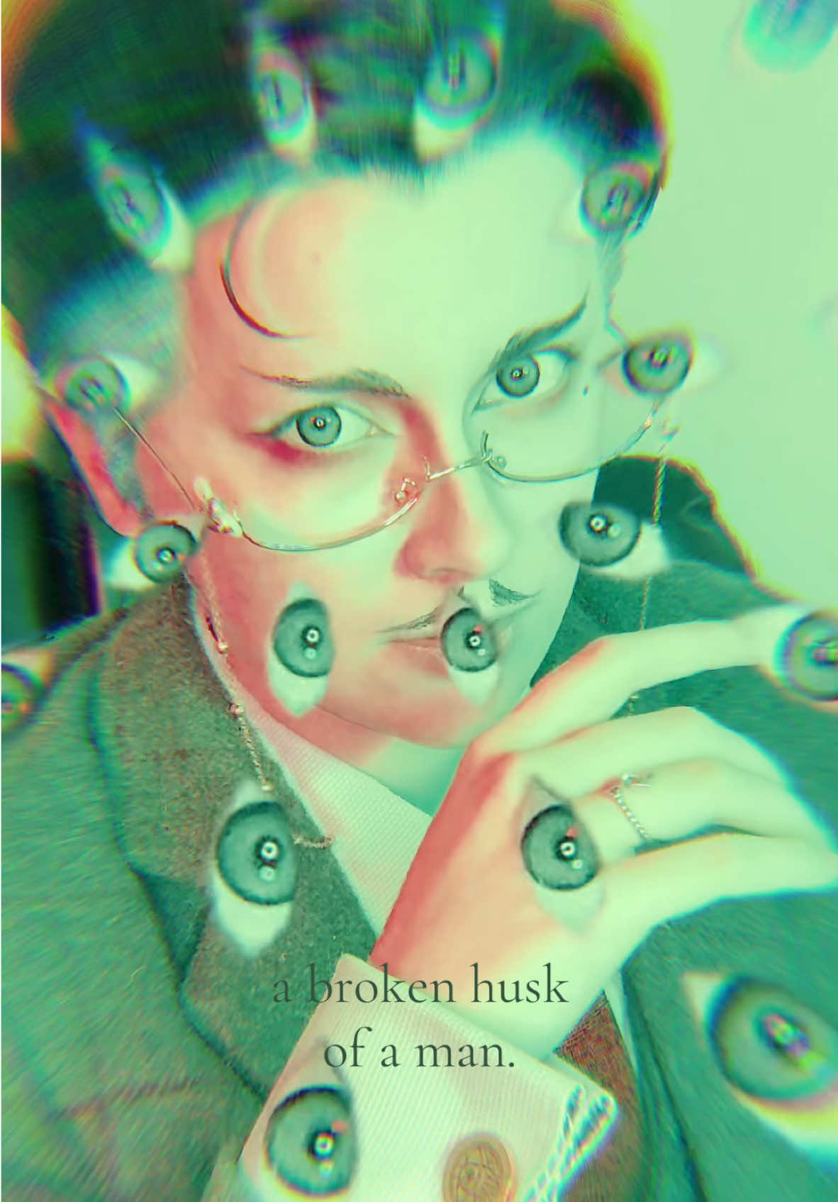 Peep the magnus institute logo cufflinks #bossbabe #youngentrepreneur  #tma #themagnusarchives #eliasbouchard #cosplay 
